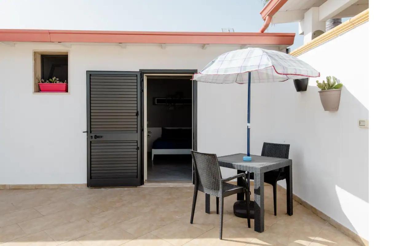 Briciola'S Rooms Porto Cesareo Exteriör bild