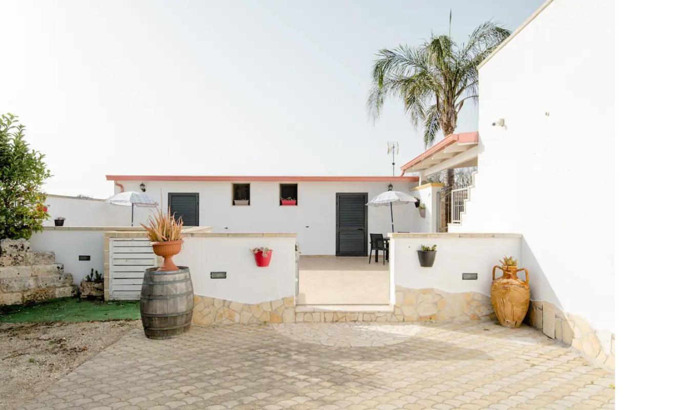 Briciola'S Rooms Porto Cesareo Exteriör bild