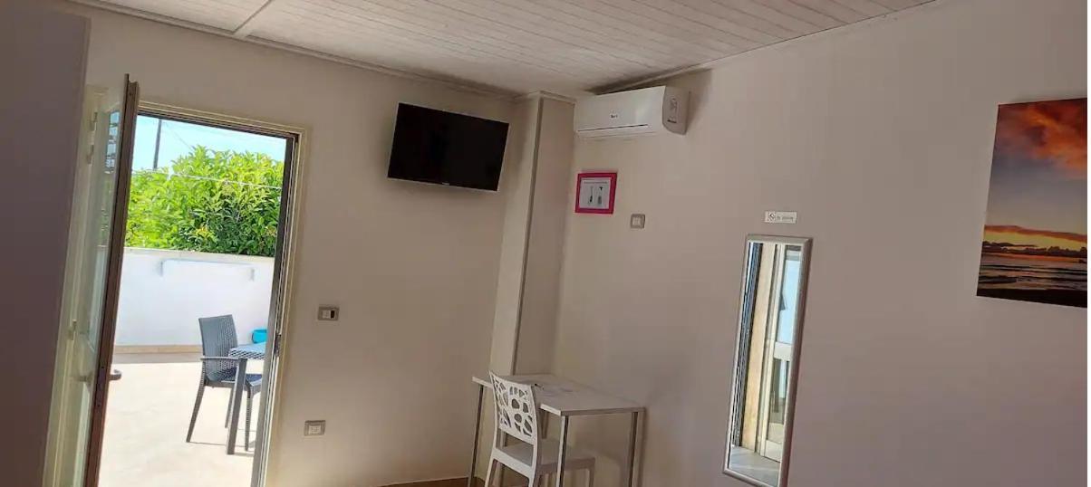 Briciola'S Rooms Porto Cesareo Exteriör bild