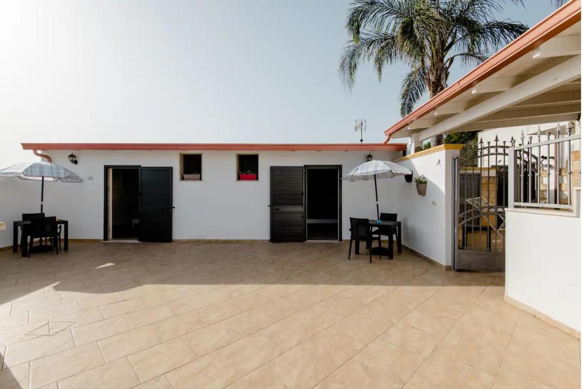 Briciola'S Rooms Porto Cesareo Exteriör bild